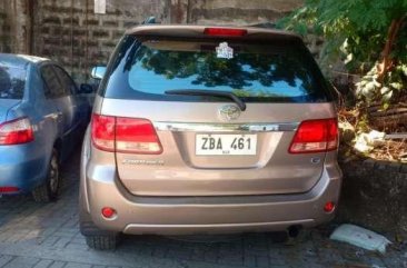 2005 TOYOTA Fortuner V 4x4 Matic Diesel FOR SALE