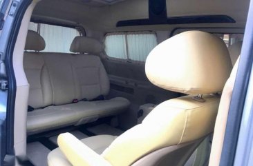 Hyundai Grand Starex limousine 2015 hvx gold Vgt 