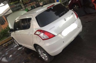 SELLING SUZUKI Swift 2014