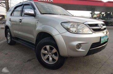 TOYOTA Fortuner G 2005mdl. automatic trans.