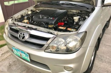 2008 Toyota Fortuner V. 4X4 3.0 D4D Top of the line Matic