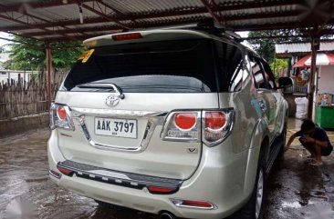 Toyota Fortuner V 4x2 AT 2014 Super sariwa for sale