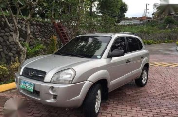 2007 Hyundai Tucson 4 door Front wheel drive