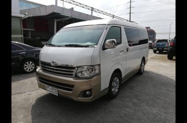 2011 Toyota Hiace Super Grandia AT for sale