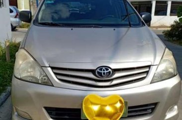 2011 Toyota Innova E for sale