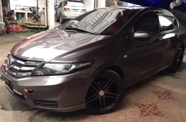 Honda City 2012 Manual tranny Almost Brand New!