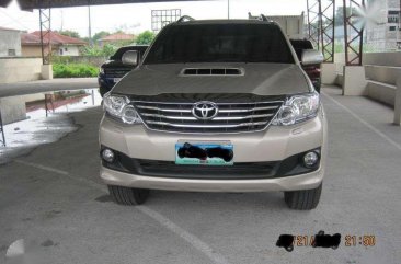 SELLING TOYOTA Fortuner g matic 2013