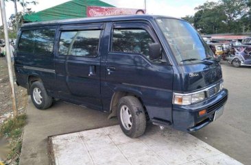 2011 Nissan Urvan shuttle Very good condition