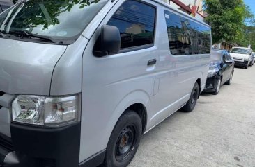 2018 TOYOTA Hiace 30 Commuter Manual Silver