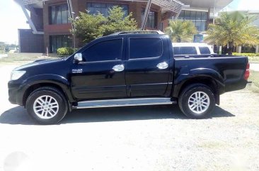 2O15 TOYOTA HILUX G 4x4 MT for sale 