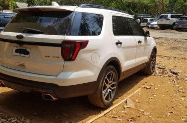 FRESH 7K KMS 2016 Ford Explorer 3.5L 