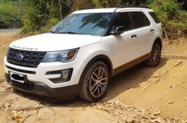 FRESH 7K KMS 2016 Ford Explorer 3.5L 