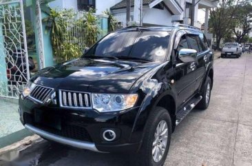 2010 Mitsubishi Montero GLS 4x2 Automatic Diesel Black