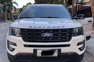Ford Explorer 3.5L 4x4 Repriced Super rush