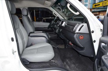 2013 Toyota Hiace Super Grandia Leather 