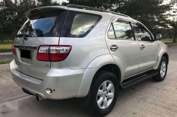 Toyota Fortuner V Series 2011 for sale 