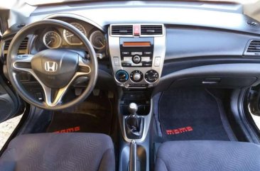 Honda City 1.3 i-vtec 2013 model for sale 