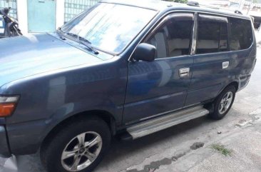 Toyota Revo 1999 manual FOR SALE