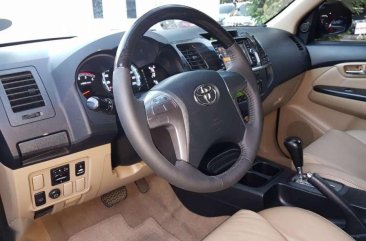 2014 Toyota Fortuner V Diesel at for sale 