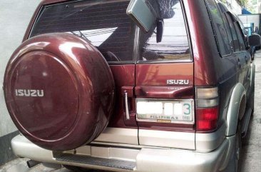 2000 Isuzu Trooper maroon AT diesel good running condition