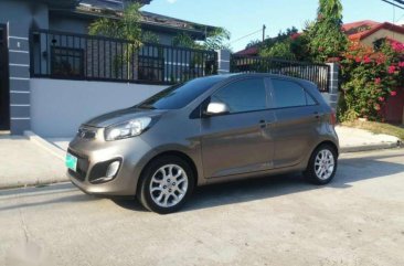 Kia Picanto top of the line automatic 2012 