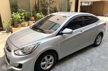 Selling my 2013 HYUNDAI ACCENT CVVTi