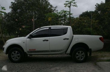 Mitsubishi Strada 2012 for sale 