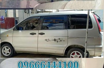 2000 Toyota Noah car van for sale.