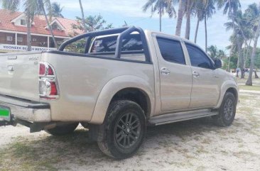 ​​​​​​​Very good condition Toyota Hilux 2012