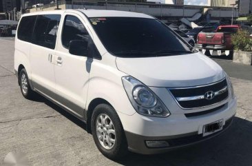 2014 Hyundai Starex Gold for sale