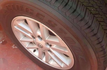 2013 Toyota Fortuner G diesel matic super fresh new tires