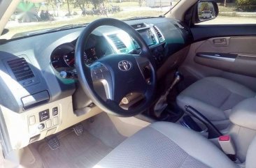 2O15 TOYOTA HILUX G for sale