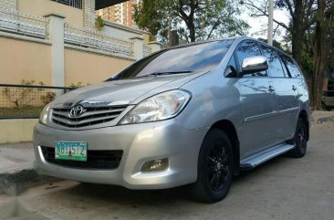 2009 Toyota Innova 2.5 G Diesel Automatic Ist Own.