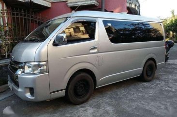 2014 Toyota Hiace GL Grandia 2.5L DSL AT