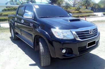 2015 Toyota Hilux 4x4 M/T, Top of the Line