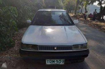 SELLING TOYOTA Corolla 1992