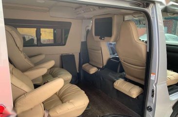 2018 Toyota Hiace manual 3.0 diesel celebrity van 500t worth best buy