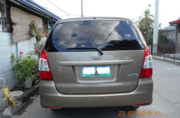 2013 Toyota Innova diesel matic all power. 