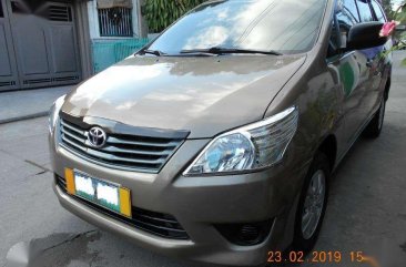 2013 Toyota Innova diesel matic all power. 