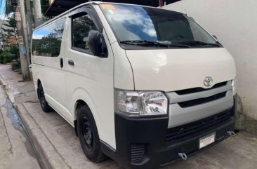 2018 Toyota Hiace Commuter 3.0 Manual White 