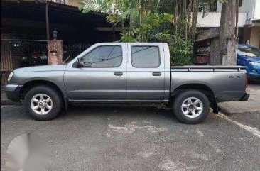 NISSAN BRAVADO 2013MT SLIGHTLY USED.