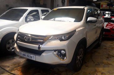 Toyota Fortuner 2017 V AT for sale 