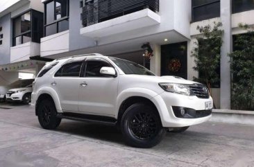 2014 Toyota Fortuner v 4x4 for sale 