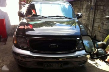 Ford Expedition XLT 2000 model for sale