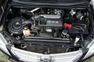 2013 Toyota Innova 25 G Diesel Automatic