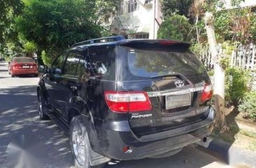 Toyota Fortuner G Automatic Diesel 2011 model