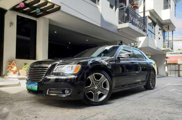2013 Chrysler 300C Top of the Line