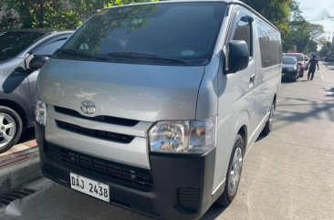 2019 TOYOTA Hiace Commuter 30 Manual Silver