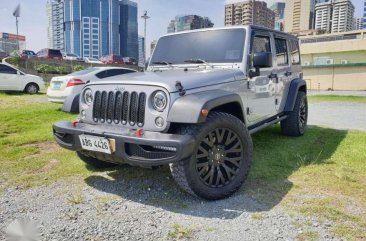 2015 Jeep Wrangler 36L V6 gas unlimited automatic