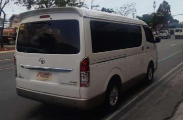 2017 Toyota Hiace Super Grandia 3.0 Matic 